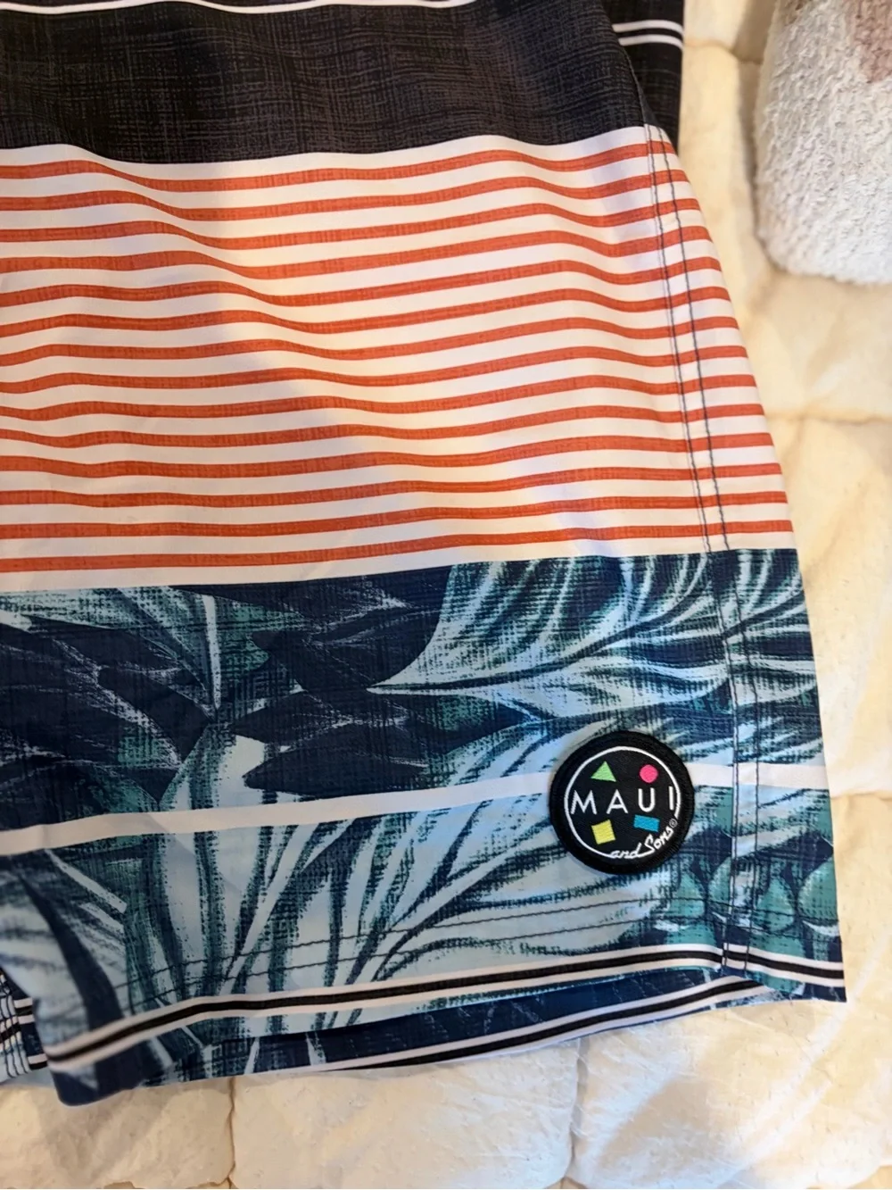 Maui And Sons Men’s Board Shorts Size 36